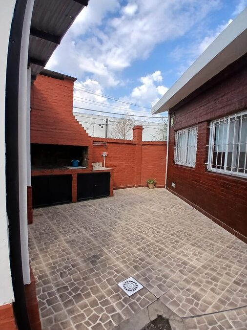 CASA / 3 AMBIENTES / PILETA / QUINCHO / PARANÁ ZONA SUR