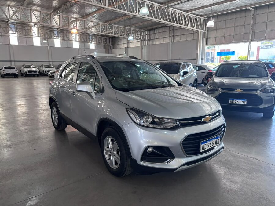 TRACKER 1.8 4X2 LTZ PREMIER - 2019 - 138.311KM