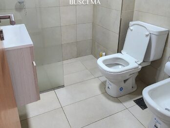 ALQUILER DTO AMOBLADO EDIFICIO "VIEJO MARINO" – VISTA ÚNICA AL RÍO