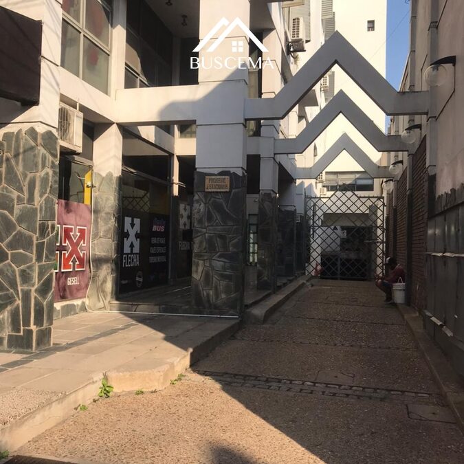 MONOAMBIEN EN ALQUILER - ZONA UCA