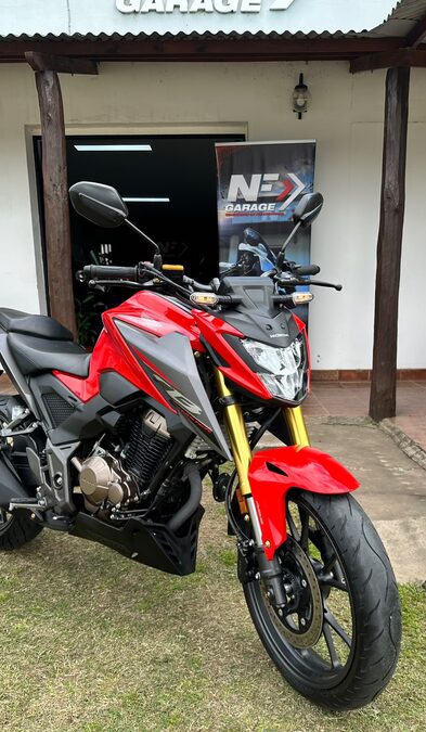 Honda CB 300 Twister