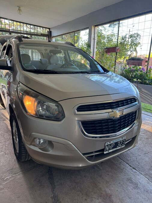 Chevrolet spin 1.3  7 asientos