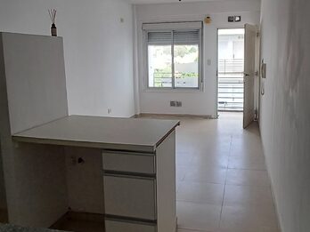 ALQUILO DPTO 1 DORM. AV CHURRUARIN