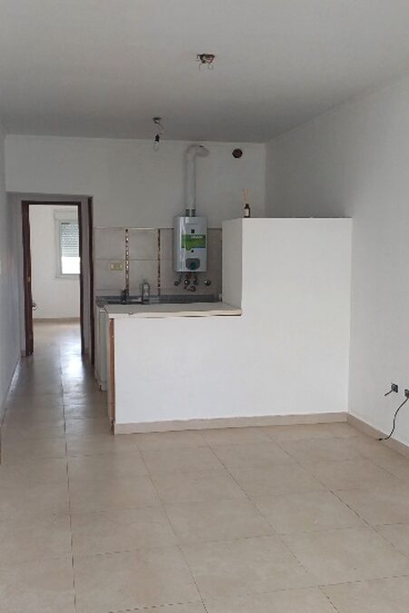 ALQUILO DPTO 1 DORM. AV CHURRUARIN