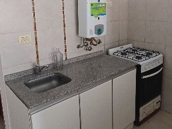 ALQUILO DPTO 1 DORM. AV CHURRUARIN