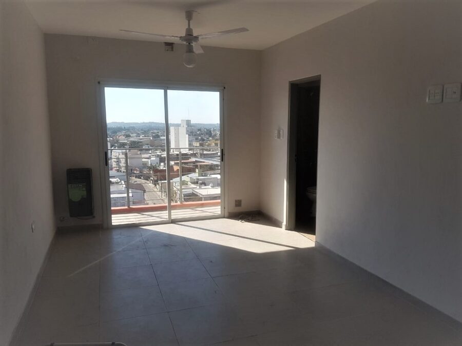 ALQUILER – Monoambiente –NUEVO-/ Zona Triángulo 5 Esquinas.