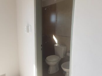 ALQUILER – Monoambiente –NUEVO-/ Zona Triángulo 5 Esquinas.