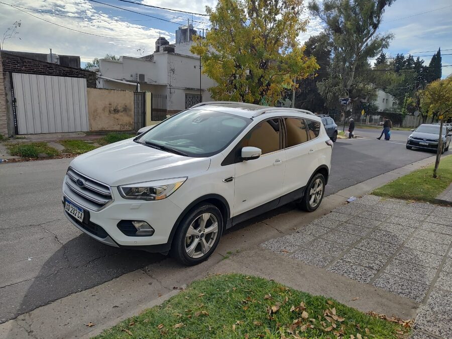 Ford Kuga 2.0 Titanium 2018 Automatica