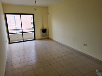 ALQUILER – Monoambiente / Zona Centro/Parque.