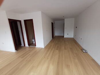 VENTA y/o ALQUILER DPTO. 3 Dormitorios y Cochera - Zona CENTRO -