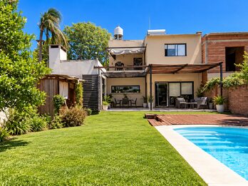 CASA | 5 AMBIENTES | PILETA | QUINCHO | COCHERA DOBLE | LA TOMA