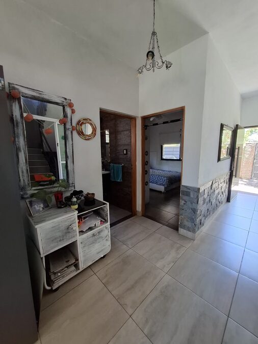 CASA | 5 AMBIENTES | PILETA | QUINCHO | COCHERA DOBLE | LA TOMA