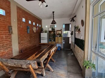 CASA | 5 AMBIENTES | PILETA | QUINCHO | COCHERA DOBLE | LA TOMA
