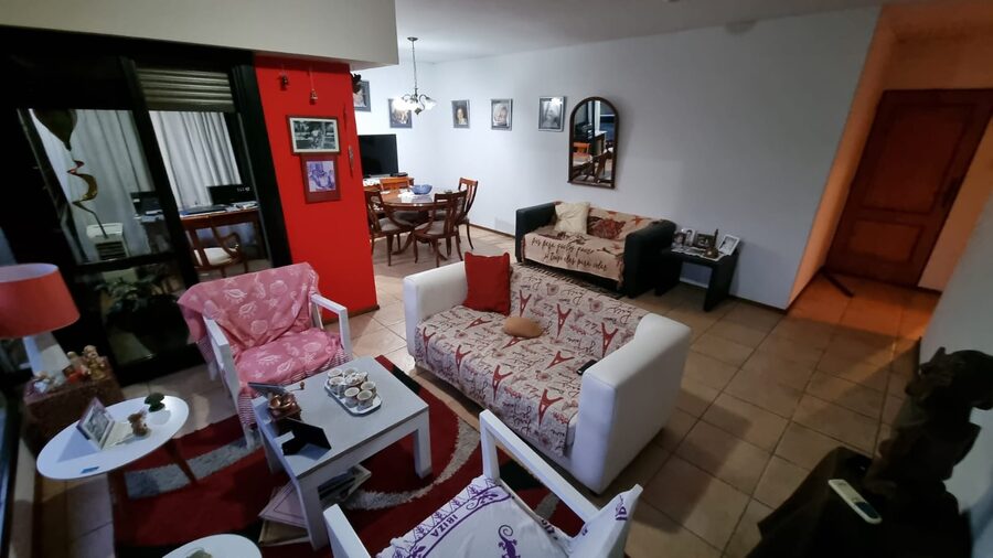 VENTA – Dpto. 2 Dormitorios , Zona Centro/Parque Urquiza.