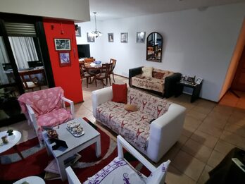 VENTA – Dpto. 2 Dormitorios , Zona Centro/Parque Urquiza.