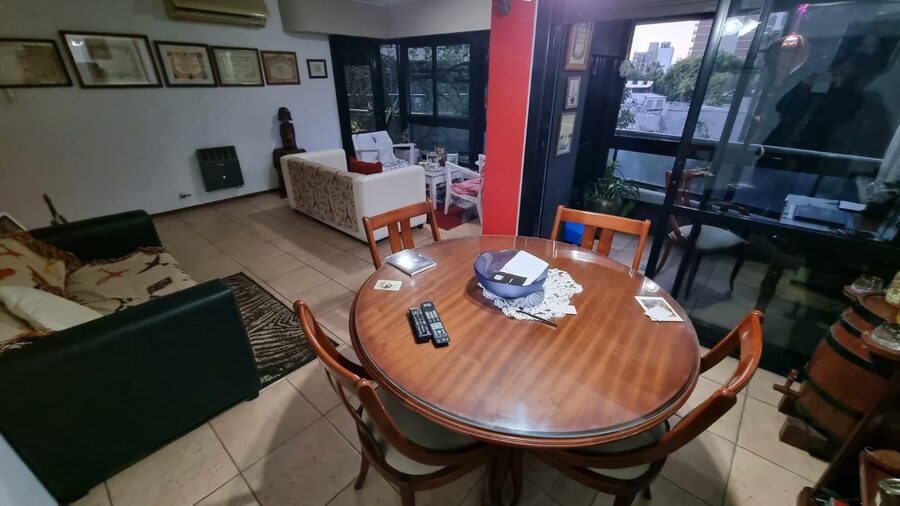 VENTA – Dpto. 2 Dormitorios , Zona Centro/Parque Urquiza.
