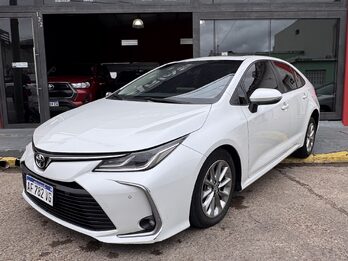 Corolla impecable permuto y financio