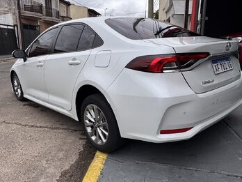 Corolla impecable permuto y financio