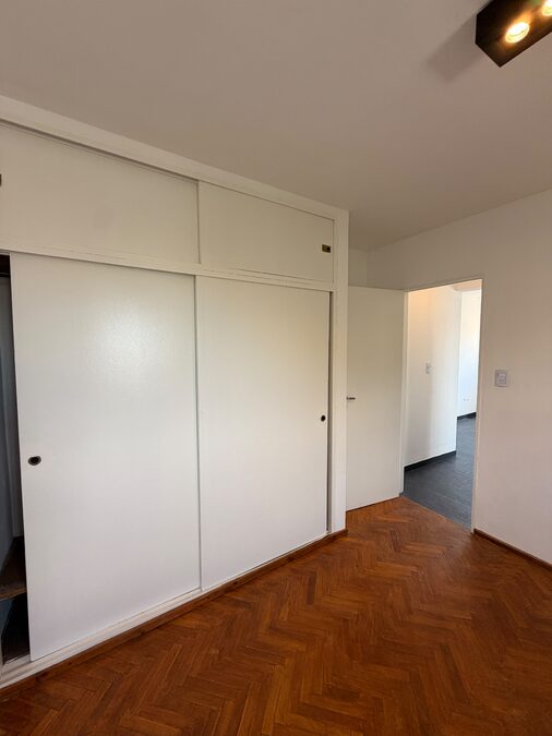 Excelente Departamento en venta 1 dormitorio calle San Juan 166