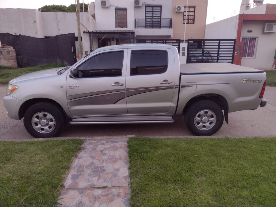 HILUX 4x4 DX 2.5 mod 2006