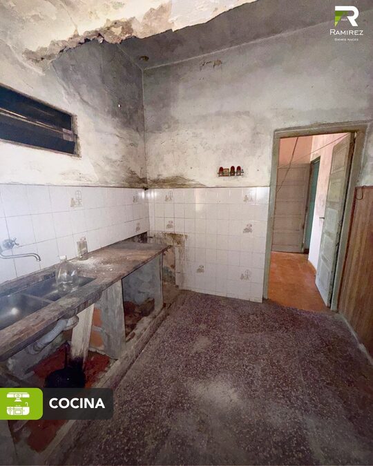 Casa a Refaccionar - Vucetich 146