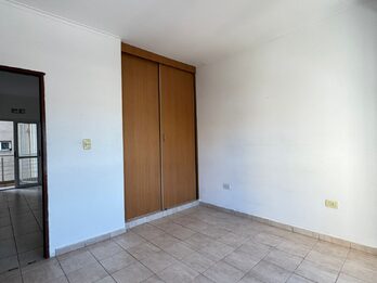 VENDO DEPARTAMENTO 1 DORMITORIO CON COCHERA.