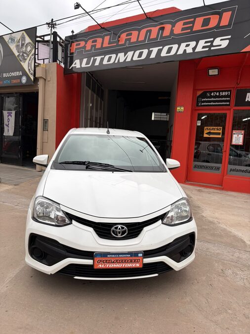 Etios 1,5 X 5 ptas M/T-2020
