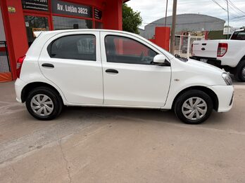 Etios 1,5 X 5 ptas M/T-2020
