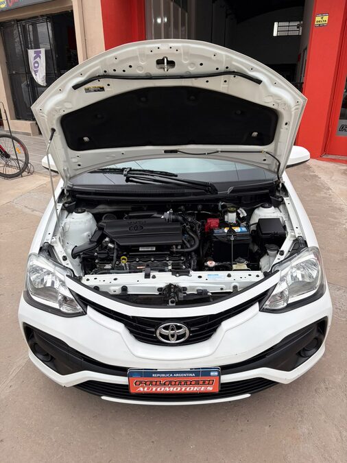 Etios 1,5 X 5 ptas M/T-2020