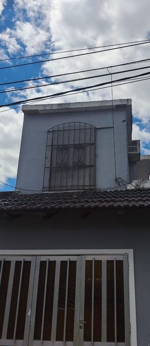 ALQUILO DPTO INTERNO EN PLANTA ALTA ZONA FACULTAD UTN.