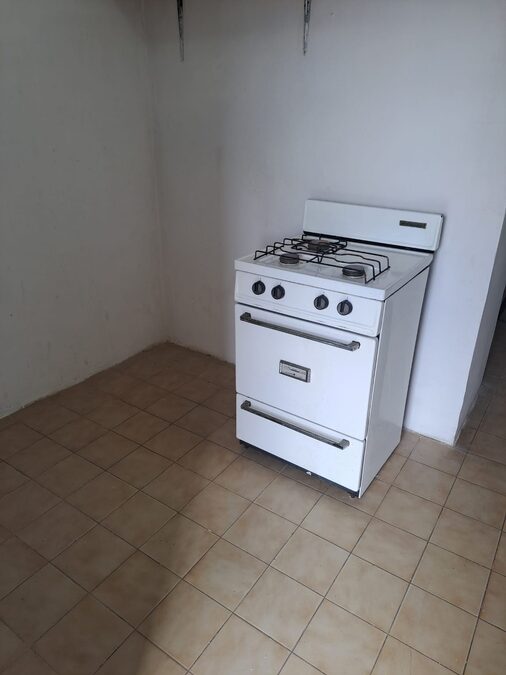 ALQUILO DPTO INTERNO EN PLANTA ALTA ZONA FACULTAD UTN.