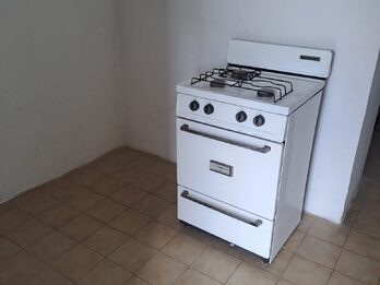 ALQUILO DPTO INTERNO EN PLANTA ALTA ZONA FACULTAD UTN.