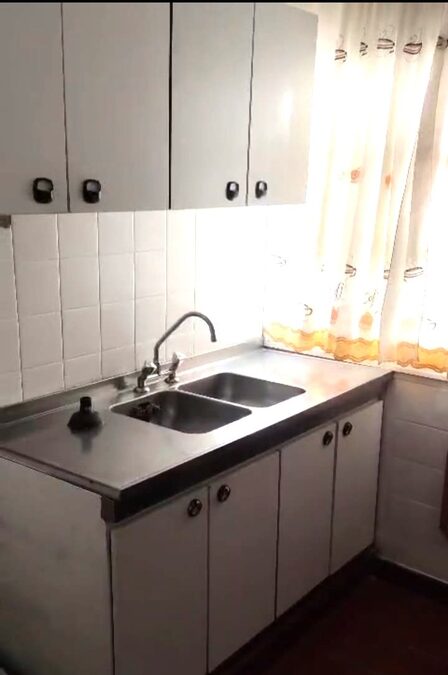 SE VENDE- DEPARTAMENTO DOS DORMITORIOS- ZONA CENTRO