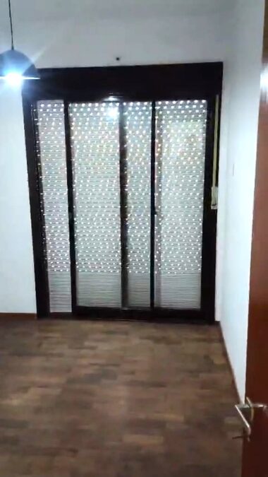 SE VENDE- DEPARTAMENTO DOS DORMITORIOS- ZONA CENTRO