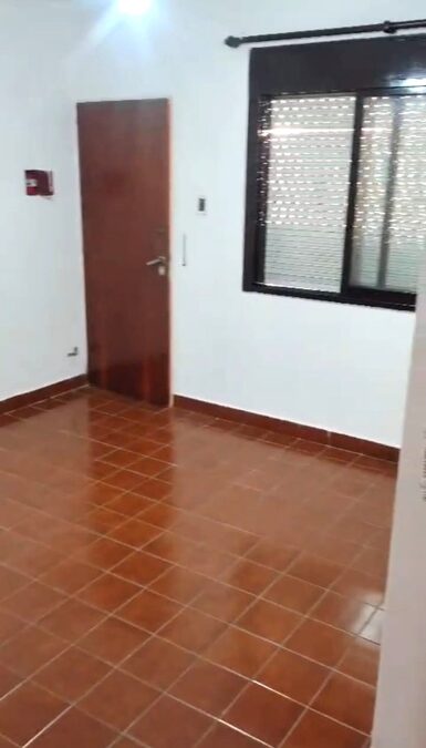 SE VENDE- DEPARTAMENTO DOS DORMITORIOS- ZONA CENTRO