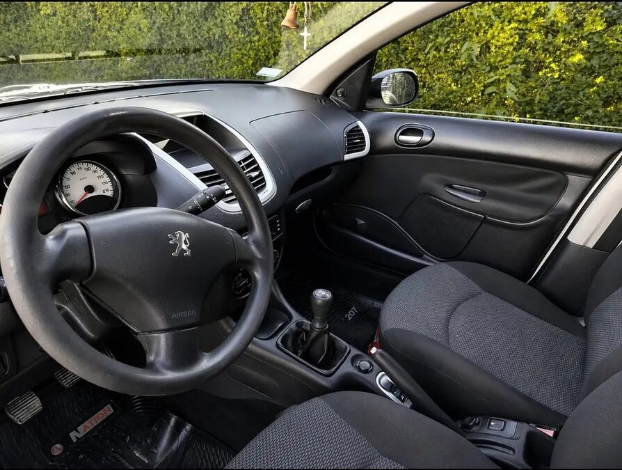 Peugeot 207