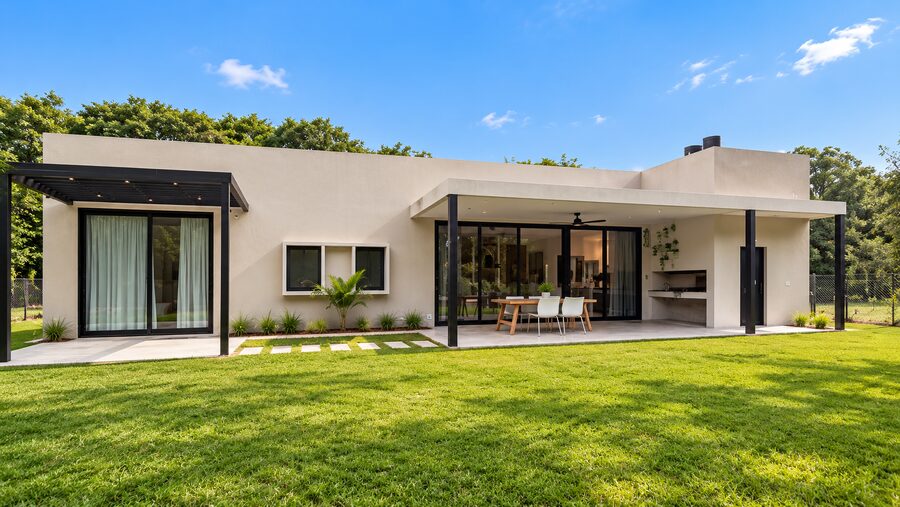 CASA | 4 AMBIENTES | GALERÍA | BARRIO PRIVADO | PISCINA | PUERTO URQUIZA