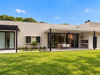CASA | 4 AMBIENTES | GALERÍA | BARRIO PRIVADO | PISCINA | PUERTO URQUIZA