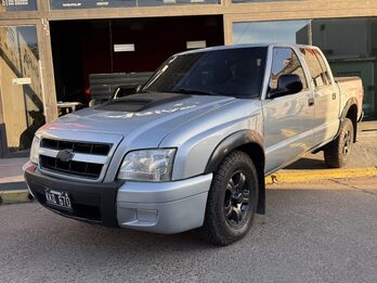 S10 impecable permuto y financio