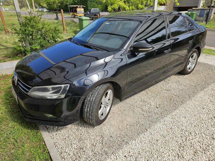VW Vento 2017 1.4 turbo TSI Comfortline