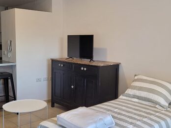 DEPARTAMENTO AMOBLADO
