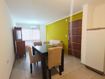Departamento Amoblado + Cochera, calle Victoria y Corrientes