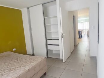 Departamento Amoblado + Cochera, calle Victoria y Corrientes