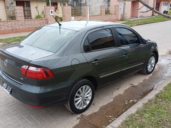 Volkswagen Voyage 2013