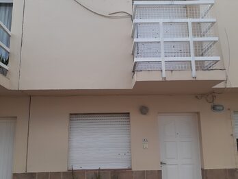SE VENDE DÚPLEX CÉNTRICO EN COMPLEJO