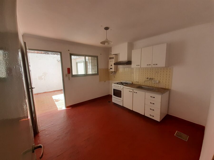 SE VENDE DÚPLEX CÉNTRICO EN COMPLEJO