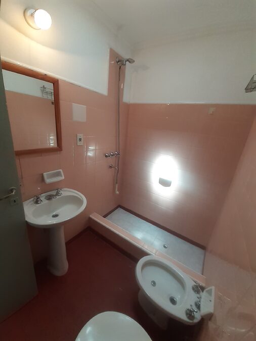 SE VENDE DÚPLEX CÉNTRICO EN COMPLEJO