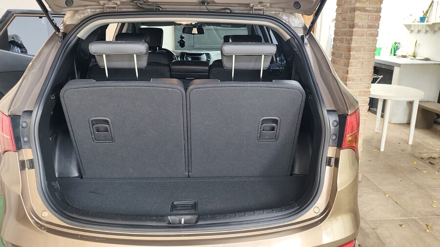 Hyundai Santa Fe 2.4 Premium 7as 6at 4wd