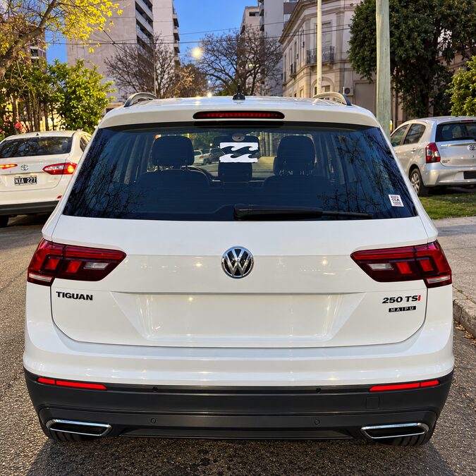 VOLKSWAGEN TIGUAN ALLSPACE 1.4T 250 TSI DSG 7 AS - AÑO 2.021