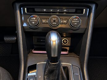 VOLKSWAGEN TIGUAN ALLSPACE 1.4T 250 TSI DSG 7 AS - AÑO 2.021